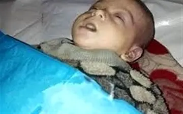 مرگ غم انگیز نوزاد ۳ ماهه در اثر سرما؛ او به همراه خانواده اش در چادر زندگی می کرد