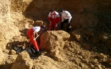 مرگ دردناک زن جوان در ریزش کوه شفت + جزییات