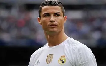 شایعه یا واقعیت/انتقال کریس رونالدو  به منچستریونایتد 