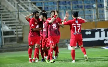 سرمربی جدید رقیب پرسپولیس وارد دوحه شد