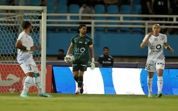  حسینی: اتلاف وقت پرسپولیس را قبلاً دیده‌ایم 