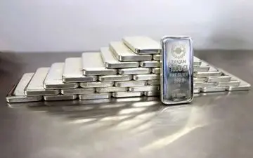 قیمت نقره امروز ۱۸ شهریور ۱۴۰۴؛ افت ۱۳۰۰ تومانی ثبت شد