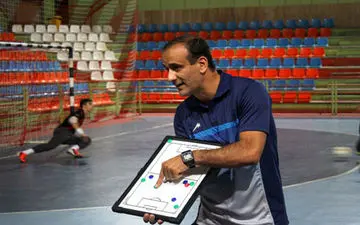 سرمربی جدید مس سونگون معرفی شد