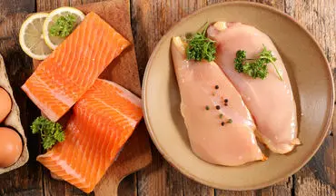  چالش انتخاب سالم‌تر بین مرغ و سالمون؛ کدام پروتئین برای بدن مفیدتر است؟