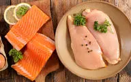  چالش انتخاب سالم‌تر بین مرغ و سالمون؛ کدام پروتئین برای بدن مفیدتر است؟