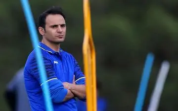 برهانی مدیر آکادمی استقلال باقی ماند