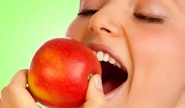 بنا به توصیه دندانپزشکان، ۸ گزینه غذایی را حتما مصرف کنید