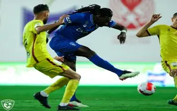 الهلال صدر را در دقیقه ۱۰۲ از دست داد 