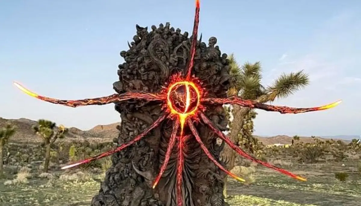  تندیس مرموز «شیطانی» در بیابان کالیفرنیا ظاهر شد: منشا آن چیست؟