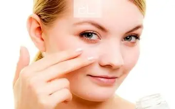 وازلین: مرهمی برای پوست خشک یا عاملی برای جوش؟