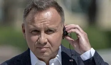 مزاحم‌ها در تماس با رئیس جمهور لهستان خود را به جای ماکرون جا زدند
