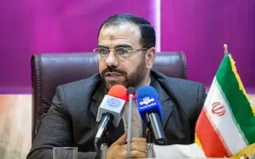 امیری: روحانی برای معرفی رزم حسینی به مجلس نمی رود