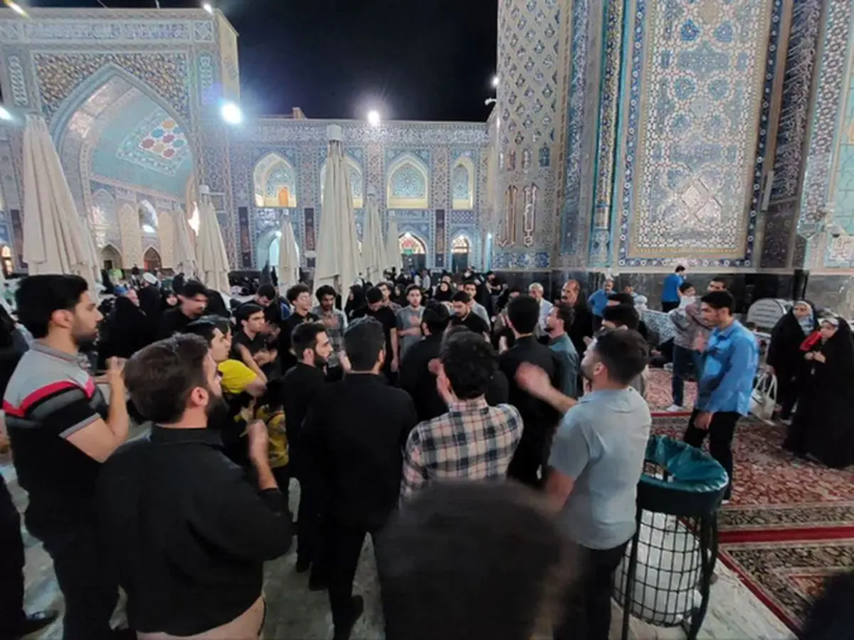  تجمع عزاداری دانشگاهیان در محکومیت حمله تروریستی شیراز