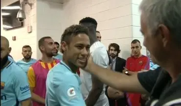 آقای خاص پیش ازدیدار بارسا برابر یونایتد نیمار را در آغوش گرفت ! (عکس)