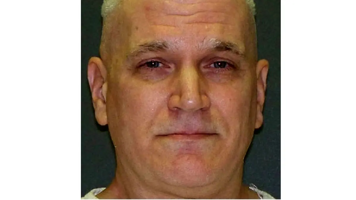 این مرد دو دخترش را کشت و پیش دوست دخترش رفت / او در لیست اعدام است+عکس 
