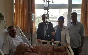  عیادت تاج از سرمربی سابق تیم ملی