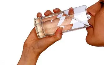 سندروم خشکی دهان چیست؟