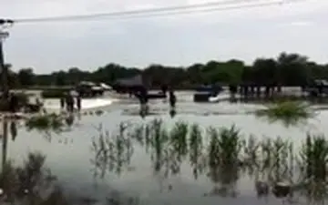 روستایی که همه زمین‌های کشاورزی‌اش زیر سیل رفت