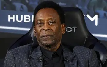 چهره محبوب فوتبالی دوباره در بیمارستان بستری شد