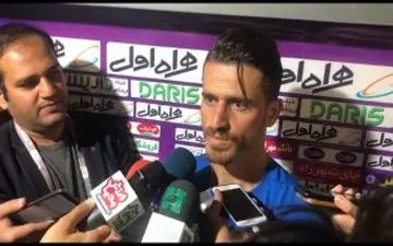 مجیدی،وریا را به نشست خبری برد