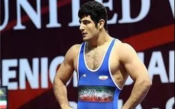 خطر تعلیق بیخ گوش کشتی ایران