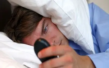 رابطه خواب کم و افزایش سایز دور کمر