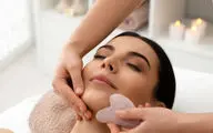 راز زیبایی شرقی: گواشا چگونه صورت را لیفت می‌کند؟