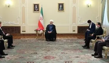 تاکید روحانی بر توسعه روابط تجاری و اقتصادی ایران و مجارستان با تشویق شرکت‌های تجاری