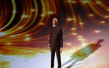 عکس| سورپرایز بزرگ قطری‌های برای افتتاحیه/ بازیگر معروف و محبوب استارت جام‌جهانی را زد