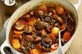 طرز تهیه خورش قارچ و سبزیجات؛ لذیذ و اصیل به روش شمالی