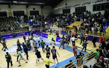 درگیری خونین در سالن والیبال؛ تماشاگران پاس گرگان محروم شدند
