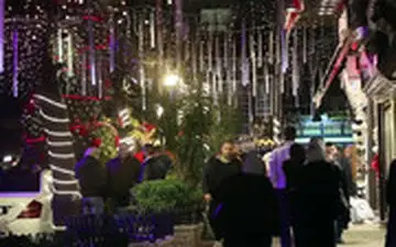 جشن و پایکوبی کریسمس در سوریه پس از سال‌ها جنگ 