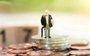 حقوق آذر بازنشستگان آغاز شد؛ واریز مرحله‌ای طی ۷۲ ساعت ادامه دارد