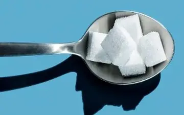 وقتی قند بیش از حد می‌شود؛ ۷ علامتی که نباید نادیده بگیرید