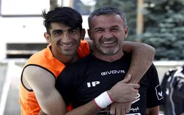  ماجرای مکالمه منشا و مربی دروازه بان های پرسپولیس