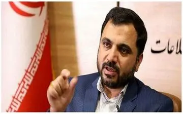 پروانه‌های یکپارچه شبکه و خدمات ارتباطی به هفت اپراتور اهداء شد