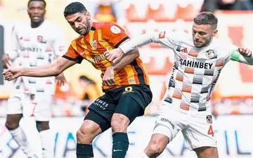 بازگشت علی کریمی به سپاهان 