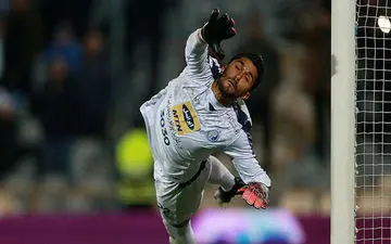 توهین و تحقیر زشت حسینی توسط بازیکن استقلال + عکس