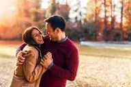 نشانه‌های پنهان مرد عاشق؛ علائم رفتاری و فیزیکی جذاب