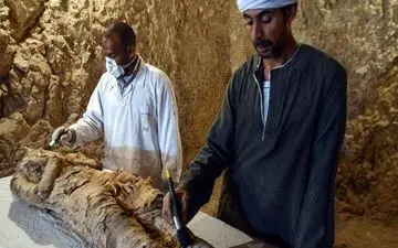 کشف دو مقبره باستانی در مصر