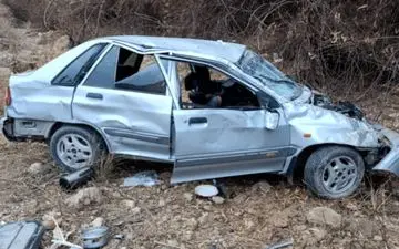 سقوط پراید به پرتگاه در محور لردگان؛ ۳ نفر مصدوم شدند