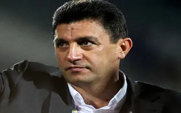  قلعه‌نویی: شرم بر این فوتبال!