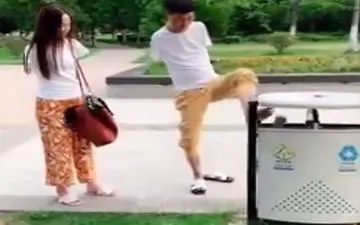 زوج معلولی که بدون محدودیت زندگی می‌کنند 