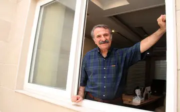 ماجرای پیشنهاد خانه میلیاردی و ماشین لکسوس به مهران رجبی چه بود؟ / چرا رجبی نپذیرفت!