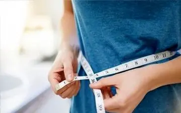 
8 نوشیدنی شگفت‌انگیز برای افزایش چربی سوزی
