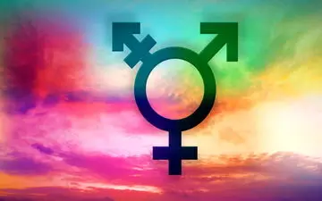 فرار عروس 2 جنسه با کت شلوار از سفره عقد /سرنوشت تلخ ترنس جوان در خانواده سرشناس!