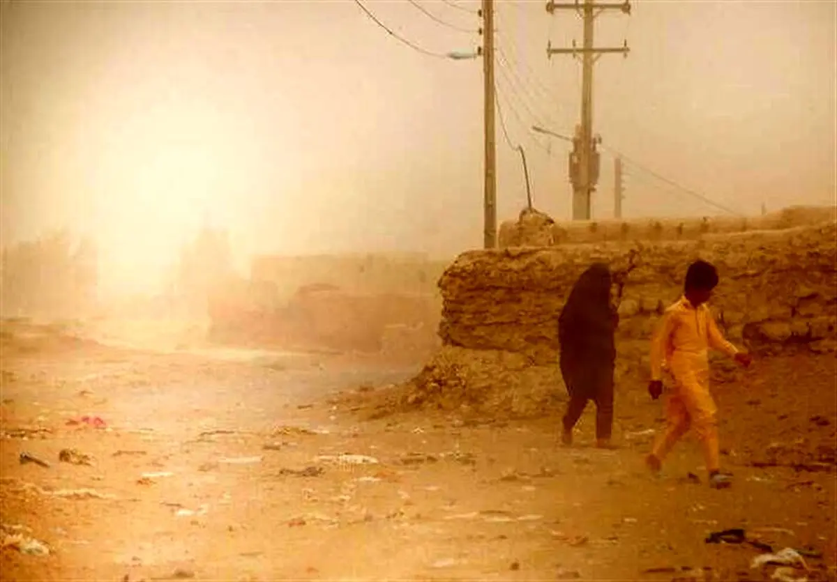 سرعت طوفان گردوخاک سیستان از مرز ۱۰۰ کیلومتر گذشت