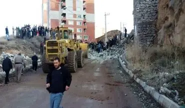 ریزش دیوار حایل مسکن مهر در مهاباد 2 کشته برجا گذاشت