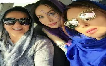 سلفی جدید زنان بازیگر در ماشین