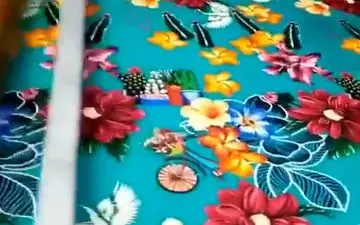 فیلم فرآیند جالب نقاشی روی پارچه در کارخانه